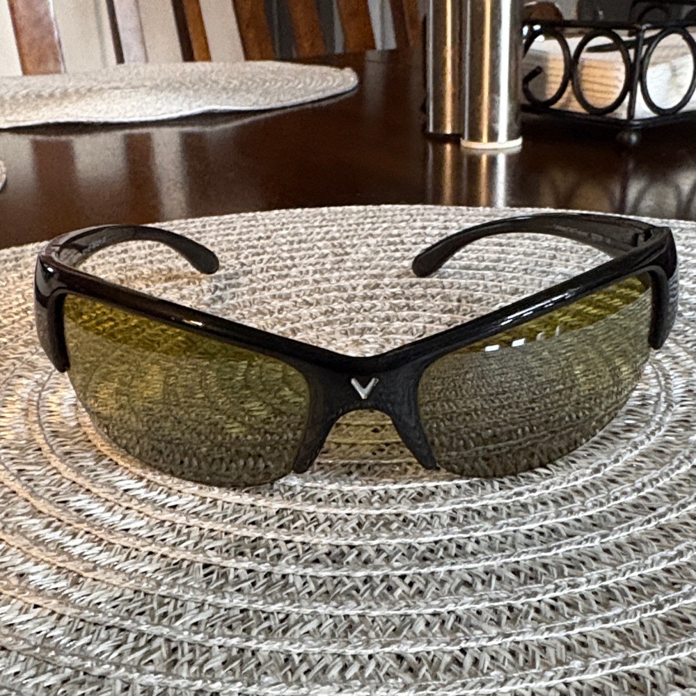 Callaway Black Frame Yellow Lens Sports Sunglasses